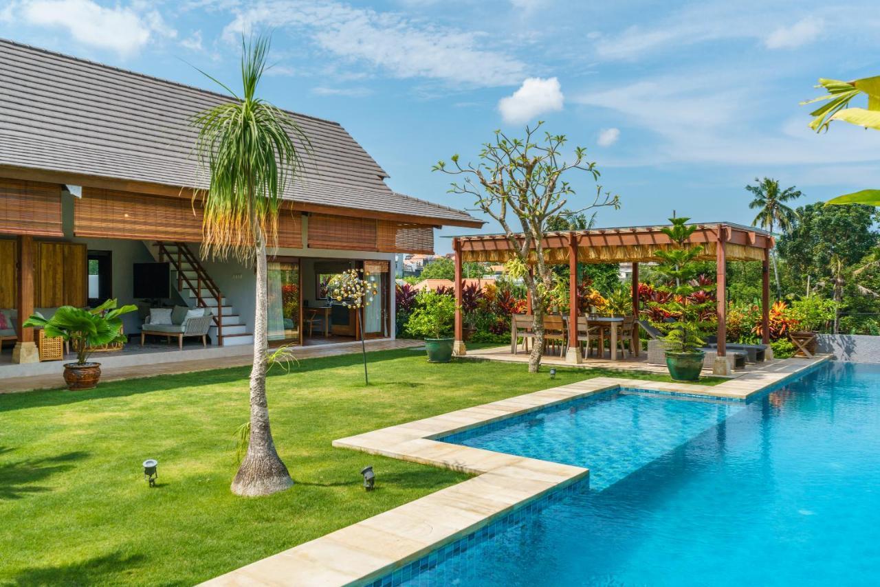 Villa Beauvida - Cozy 4- Bedroom Villa In Canggu With 18M Pool Dalung  Exterior photo