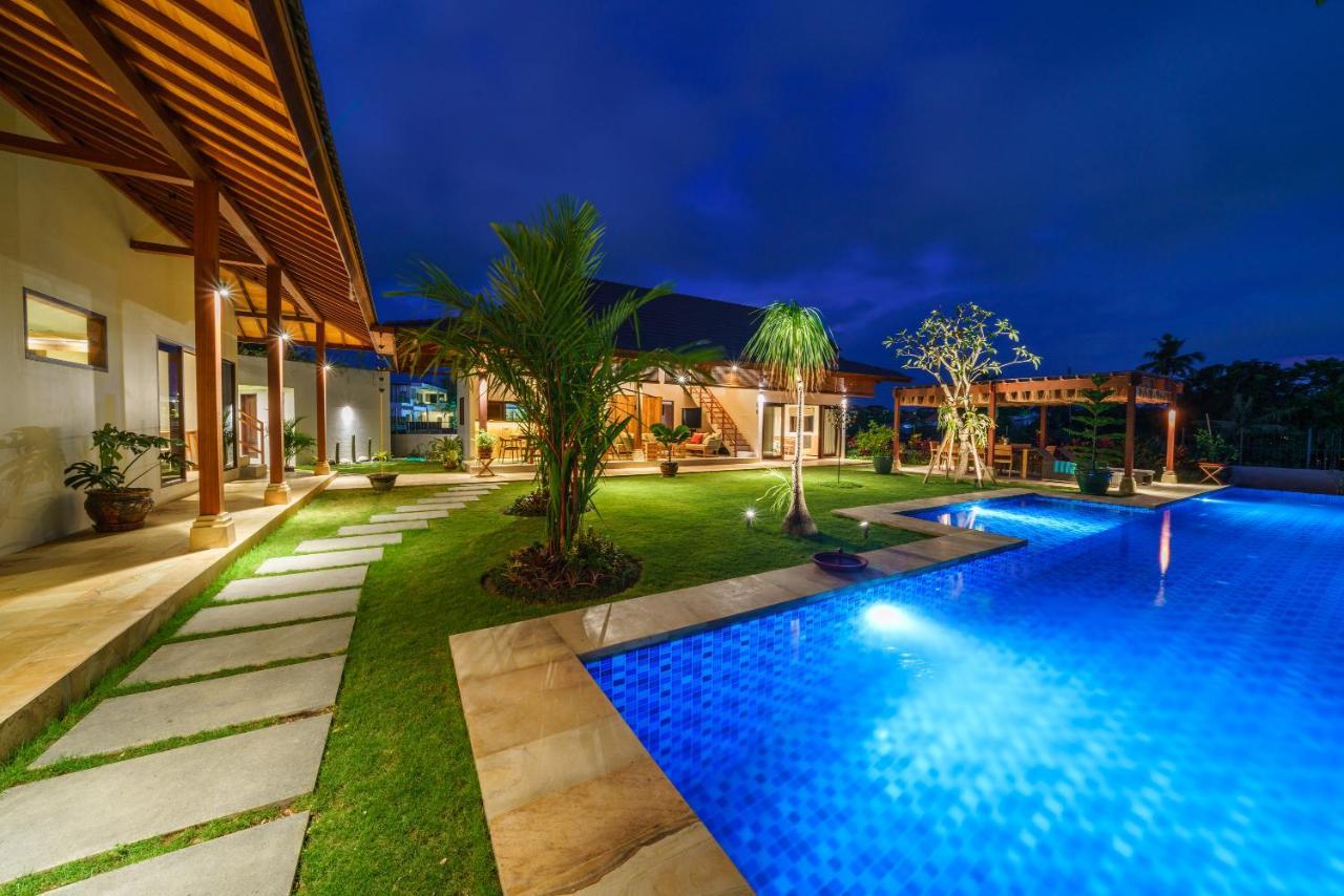 Villa Beauvida - Cozy 4- Bedroom Villa In Canggu With 18M Pool Dalung  Exterior photo