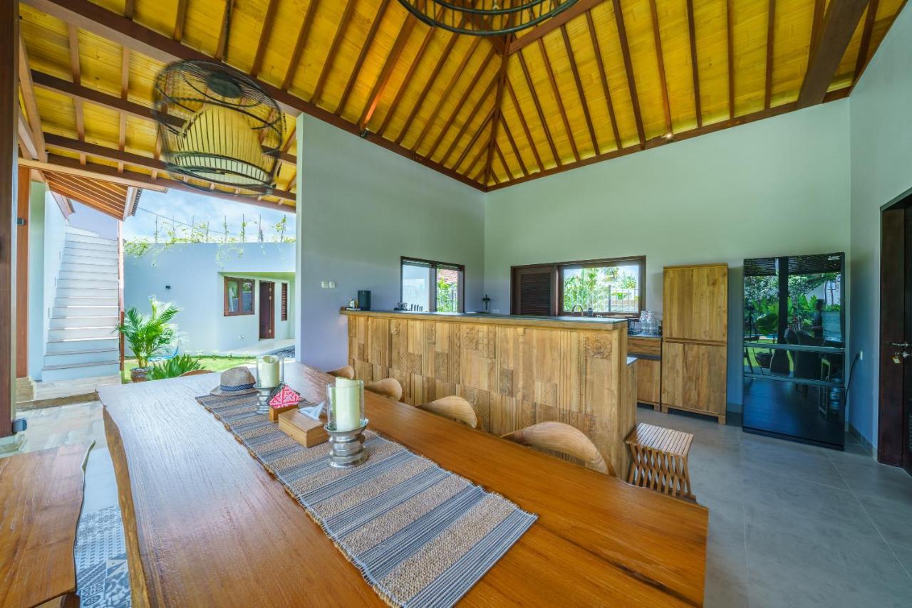 Villa Beauvida - Cozy 4- Bedroom Villa In Canggu With 18M Pool Dalung  Exterior photo